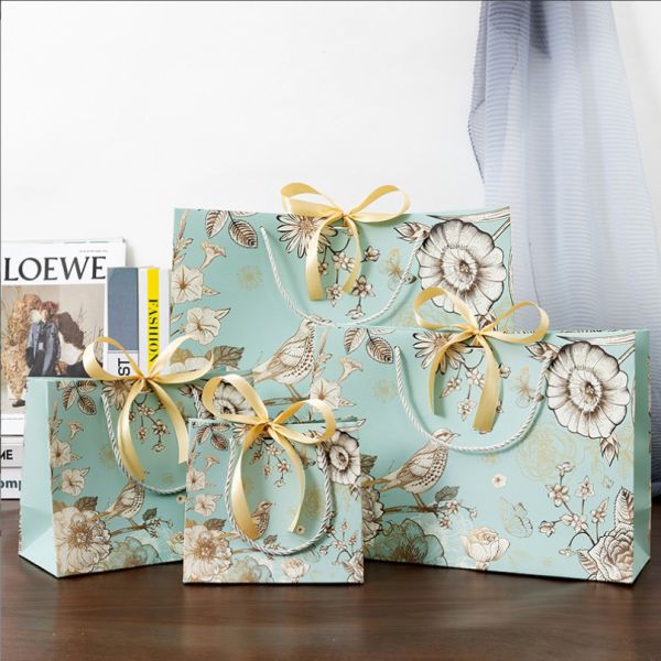 Custom Eco Paper Shopping Packaging Gift Bag Printed With Your Own Logo