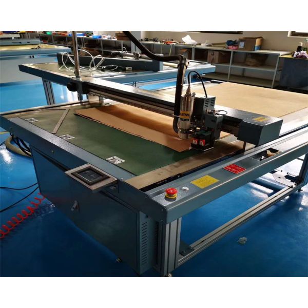 1512 Size Flatbed Template Cutter with 1500x1200mm Cutting Scope and All Aluminum Countertops Featuring Smart Power Cut Data Recovery