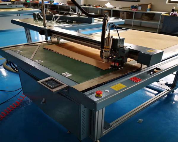 Automatic Kraft Paper/ Plastic Board Flatbed Cutter Plotter for Cutting ≤1.5mm-6.0mm