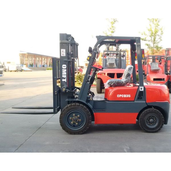 CPC35 3.5 Ton Diesel Forklift with Manual Transmission and Japan Mitsubishi Engine