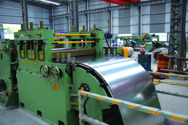 NC Galvanized Steel Strips Sheet Metal Slitter Machine 25 Ton 200m / Min