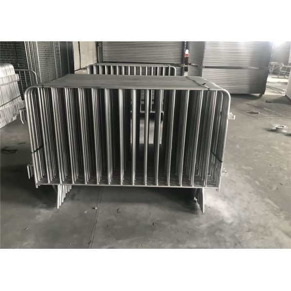 Hot Dipped Galvanized Crowd Control Barriers 1090mm x 2500mm 14 microns hdg pre-galvanized cold zinc painted at welds