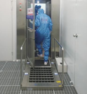 ISO Standard air shower Compliance Shoe Sole Cleaner Equipment Washing Machine With 20L Water Tank Capacity And Cleaning