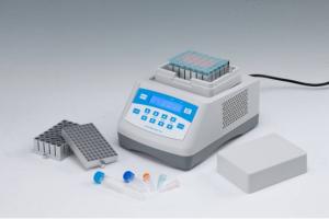 内部の超温保護付き分子生物学用温度制御シェイカ TCS10
