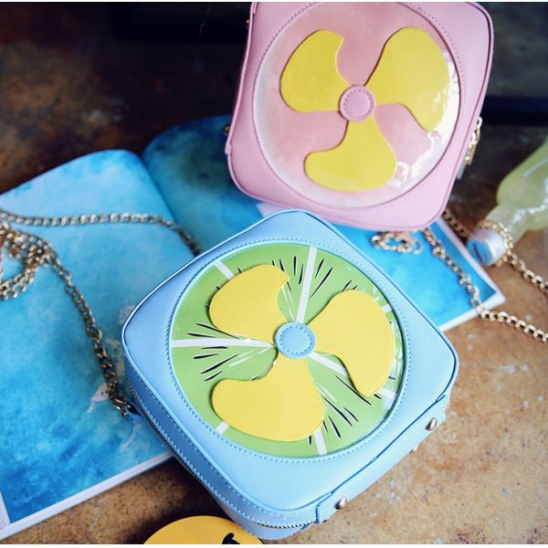 2016 summer new female Japanese fruit fan small square bag Messenger bag cute shoulder bag women's singles