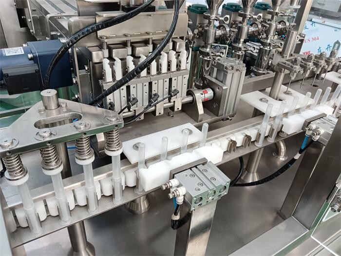 GMP стандартная машина для заполнения гелем с функцией переработки пены и потребления