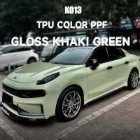 K013 Peinture de voiture de couleur TPU vert Khaki brillant Film de protection enveloppement de voiture vinyle Premium
