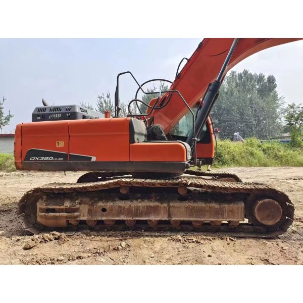 38 тонн Использованный экскаватор Doosan 380 с емкостью в 1,95 м3 в отличном состоянии