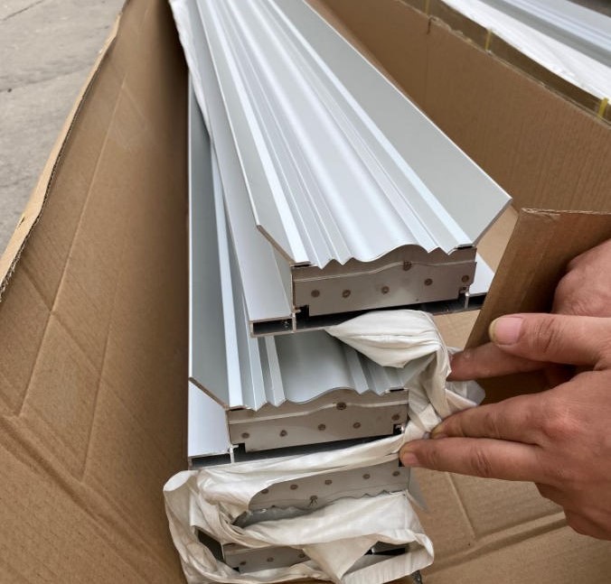 Wear Resistant Long Lifespan Aluminum Gypsum Ceiling Moulding For Making Decorative Gypsum Cornice