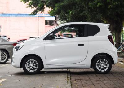 Voiture électrique Saic Roewe Ev intelligent de moteur de 311KM SAIC 3 portes 4 sièges