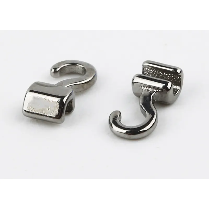 Improve Orthodontic Treatment Results with CE Certified Crimpable Hook Implant Attachment