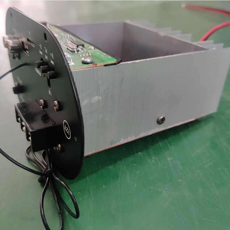 50W Subwoofer Tube TF Card BT Mainboard Audio Accesorio AMPLIFICADOR DE CAR El molde privado NO