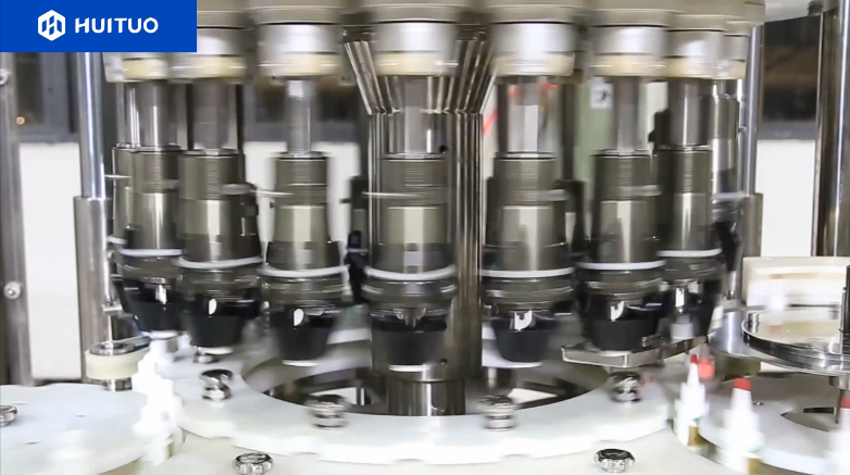 Машина высокоскоростной роторной пластиковой крышки spout yorker покрывая, 300bpm