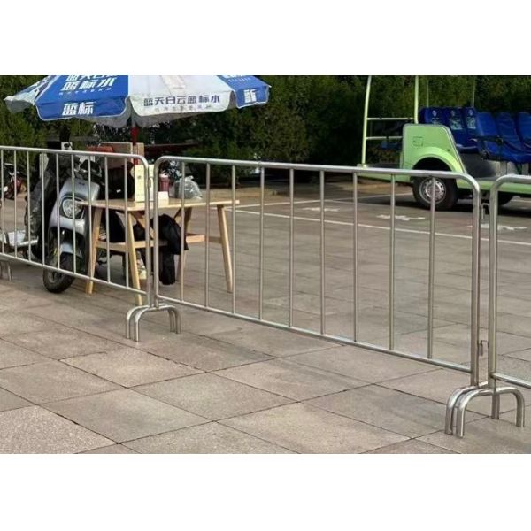 Durable Steel Crowd Control Barrier Quick Assembly Weather Resistant