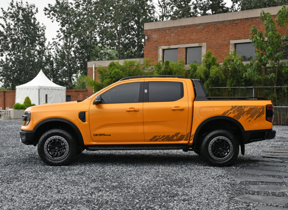 2024 Jiang Ling Off-Road Ford Ranger Raptor T7 T6 2.3T Diesel Gasoline 4x4 Pickup Trucks