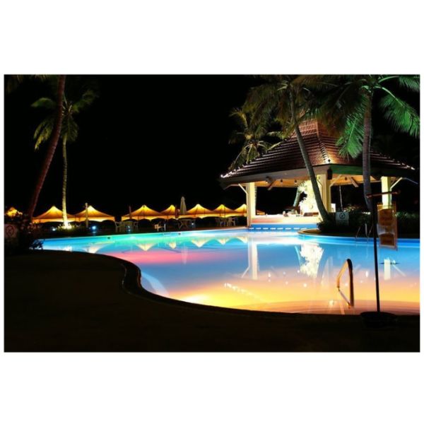 Round Shaped Metal Commercial LED Outdoor Lighting Remote Control 3000/4000/6500K