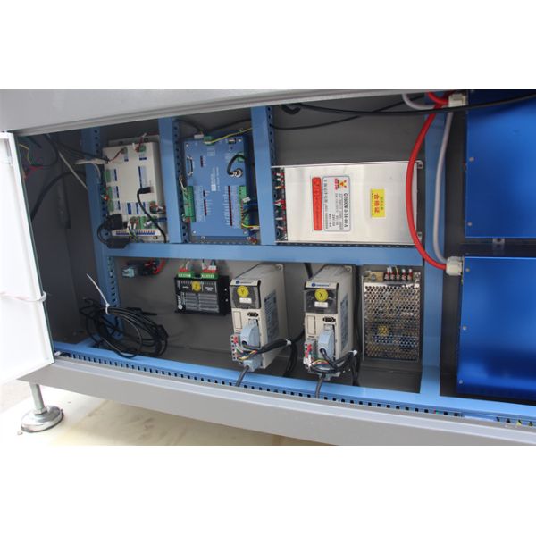 CO2 Metal And Nonmetal Laser Cutting Machine 1610 Wood MDF PVC Steel