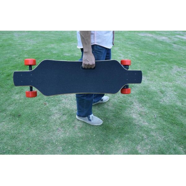 Safe Smart Balance 4 Wheel Skateboard 25km Range Per Charging