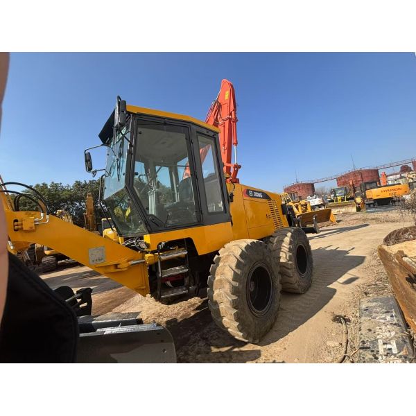 Used XCMG Motor Grader GR180 180HP 4.5m Blade 6WD with Tier 3 Engine