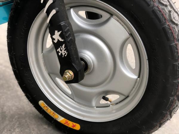 Sistema de travagem de tambor dianteiro e traseiro 72V 1000w Triciclo elétrico para adultos da DAYANG