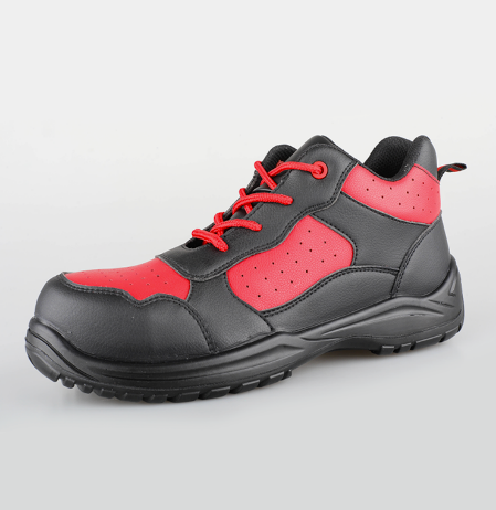 Yellow Protective Safety Footwear Offering Thermal Insulation and Lightweight Durable Design Perfect for Industrial Work
