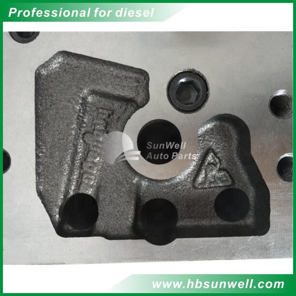 Cummins K50 Diesel Engine Cylinder Head / 3068401 Truck Cylinder Heads