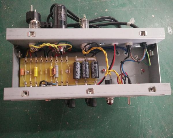 Fender Copy Vintage 1958 Princeton 5F2-A 1×8″ /10 Guitar Amplifier Tube Combo White Cover, Accept Guitar Amp OEM