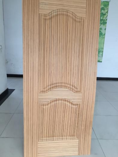 Moisture Resistant Veneered MDF Door Skin For Toilet Bathroom Doors Customized Color