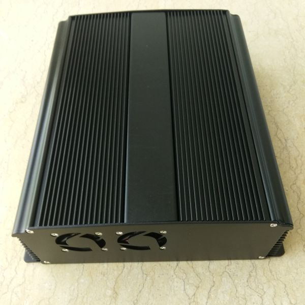 Mini-itx WallMount Bracket Aluminum Case Car PC Enclosure Embedded IPC Industrial Carputer Cases With 2 Fan 4010 Ports