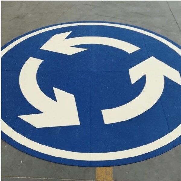 Peinture thermoplastique de marquage routier à haute résistance à la compression pour une longue durée de vie