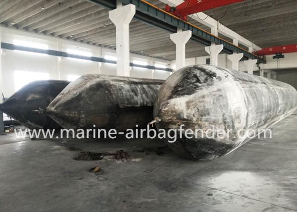 Bolsas a ar de borracha infláveis do rolo do navio e da embarcação para estaleiros tamanho de 15m x de 15m