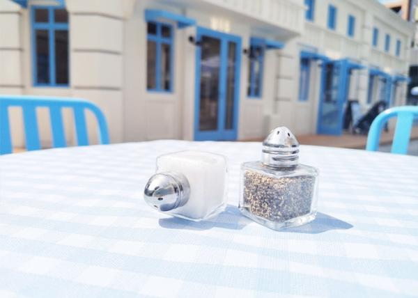 17 ml Moinho de Moda e Shaker Para Cozinha Shaker Cobertura Metal Jar de Vidro Para Sal, Pimenta, Especiarias