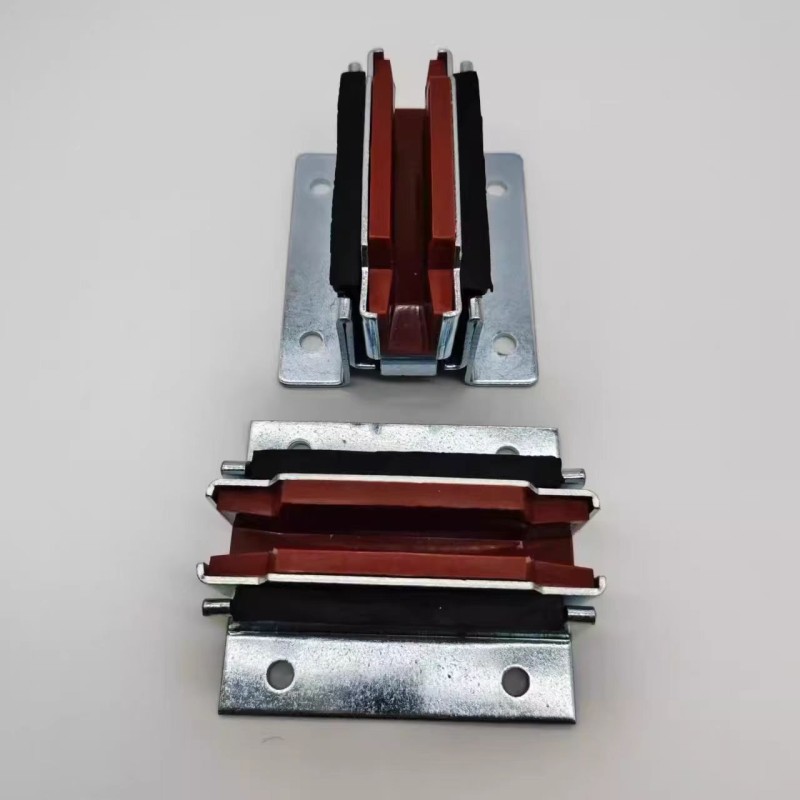 Modern Steel Elevator Counterweight Sliding Guide Shoe Essential Modern-Style Elevator Spare Parts Main Rail Guide Shoe