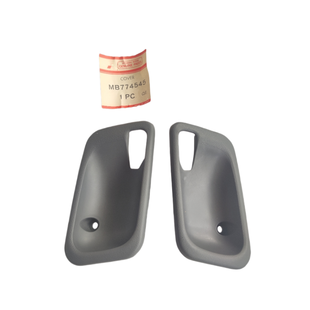 Original Factory MB774545 New High Quality Inner Buckle Handle Cover Replacement Car Door Handle Mitsubishi Pajero Montero