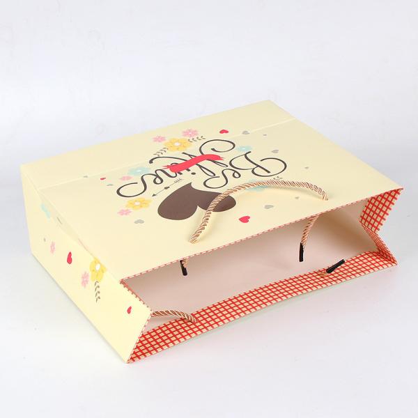 China Supplier Custom Logo Color Print With Rope Handle Custom Logo Paper Bag