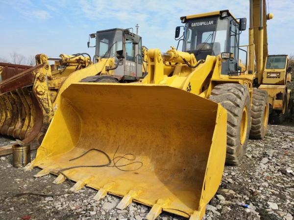 CAT 966F Used Loader - Low Hours, Well-Maintained, Great Undercarriage Full Service History Available
