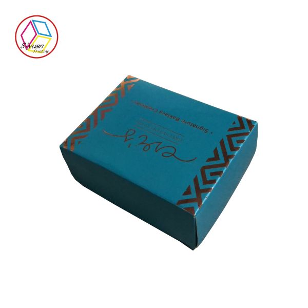 Сусальное золото подарочных коробок картона вычуры цвета военно-морского флота штемпелюя обслуживание ОЭМ