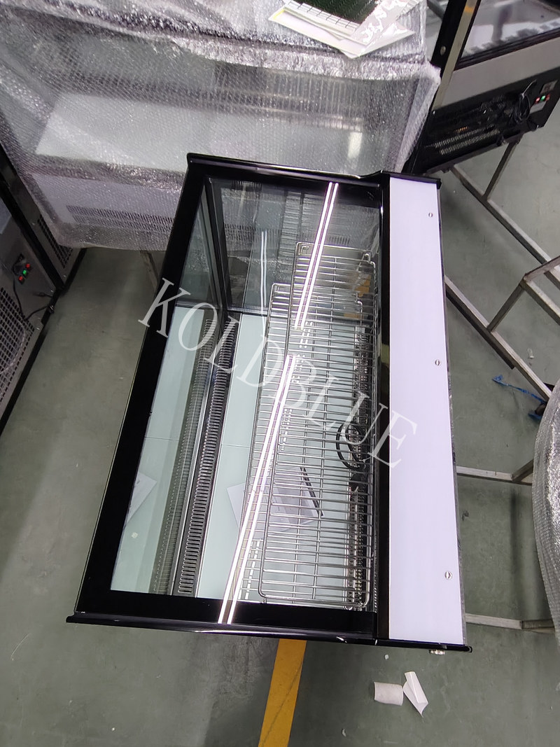 Commercial Countertop Cake Display Fridge with Flat Glass and Copper Pipe LISA90R