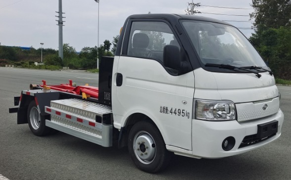4.5 Ton 4*2 Electric Compactor Garbage Truck for Waste Disposal Cleaning Pure Electric Energy Type