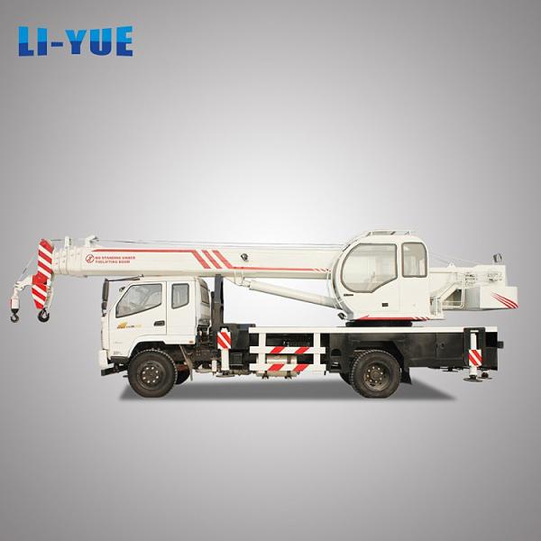 China Manufacturer 10 Ton Small Crane Truck Hydraulic Telescopic Boom Mobile Truck Crane
