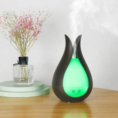 Máquina de aromaterapia doméstica Difusor de aroma de capacidade 300ml Mini umidificadores de ar portáteis de ultra-som com luz noturna