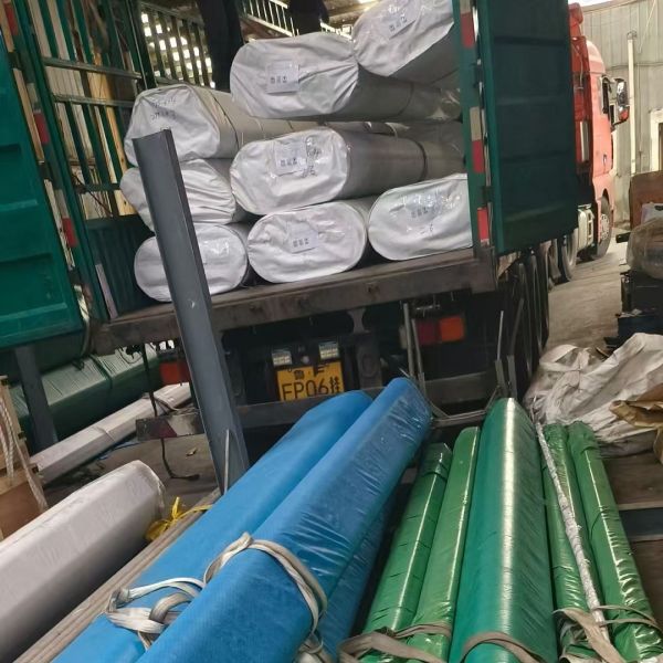 Tuyau tube sans soudure en acier inoxydable ASTM A790 UNS S31200