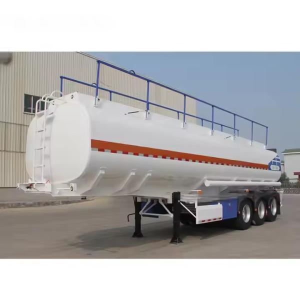 CIMC 30408 Stainless Steel 4 Warehouse 28 Cubic Meters Liquid Tank Trucks