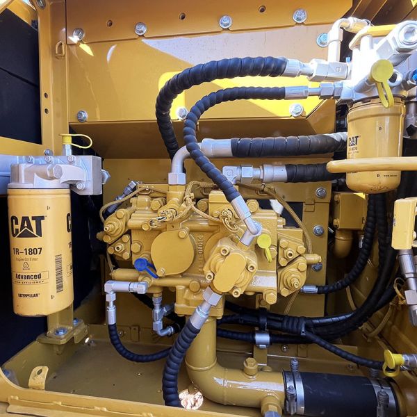Used CAT 315D2 Excavator 300L Fuel Tank Capacity 91kw Rated Power Quality Guaranteed