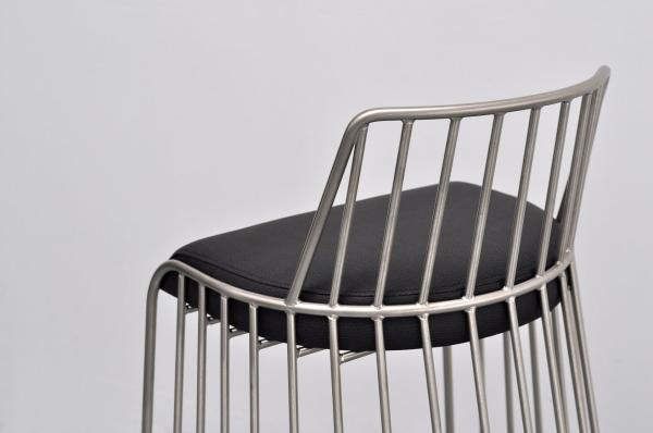 Metal Modern Bar Chairs Bride ' S Veil Bar Stool Upholstered Seat With Optional Size