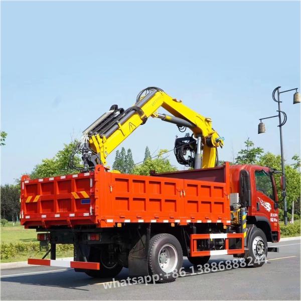 Sinotruck 4*2 Camion-Camion à rampe monté avec rampe télescopique Camion à rampe télescopique