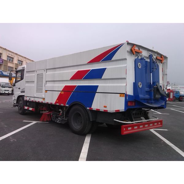 Dongfeng brand 4x2 Street Cleaning Truck, Small Vacuum Sweeper Truck road sweeping vehicle For Sale