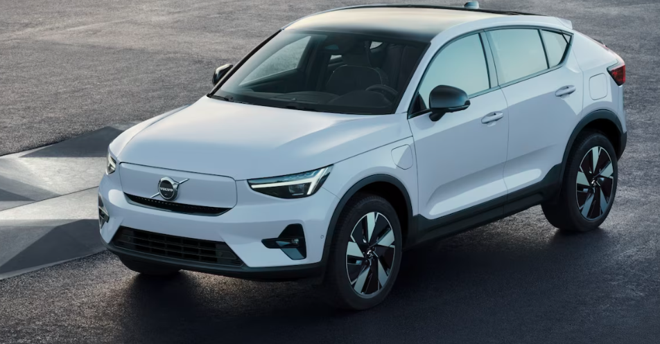 Новый электромобиль 5 дверей/5 мест SUV CROSSOVER Volvo C40 0,5h Время зарядки W 670 км Дальний пробег И 4,7 секунды 0-100 км / ч ускорение