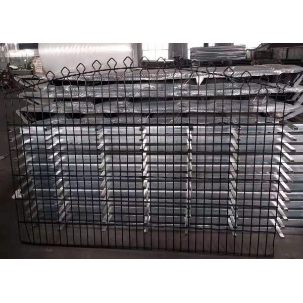 Проволочная изгородь ДУГИ гальванизированная садом сваренная обшивает панелями 2400w x 1200h