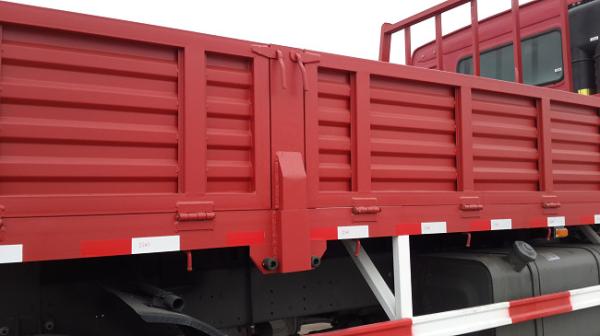 40 Ton Howo Cargo Truck , Sinotruk Howo 6x4 Cargo Chassis Truck